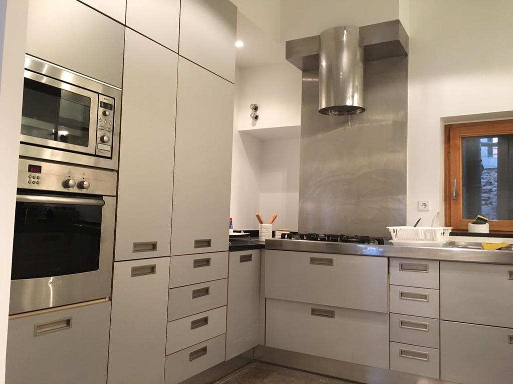 Chiado 4-Bedroom Flat Лиссабон Экстерьер фото