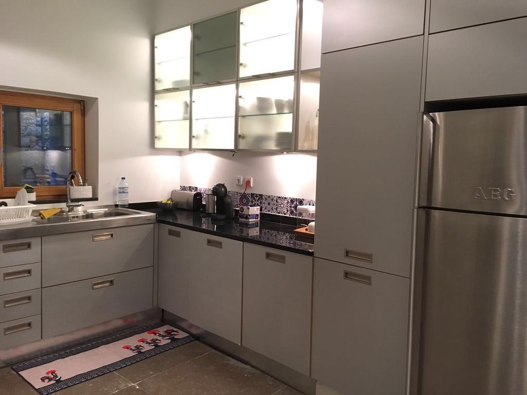 Chiado 4-Bedroom Flat Лиссабон Экстерьер фото