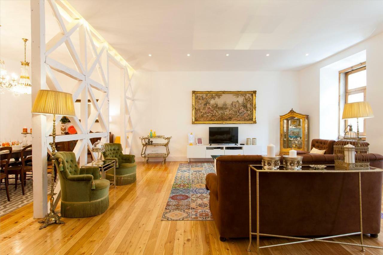Chiado 4-Bedroom Flat Лиссабон Экстерьер фото