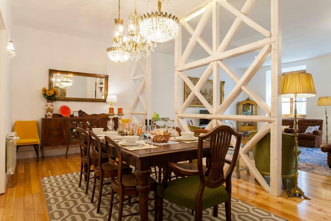 Chiado 4-Bedroom Flat Лиссабон Экстерьер фото