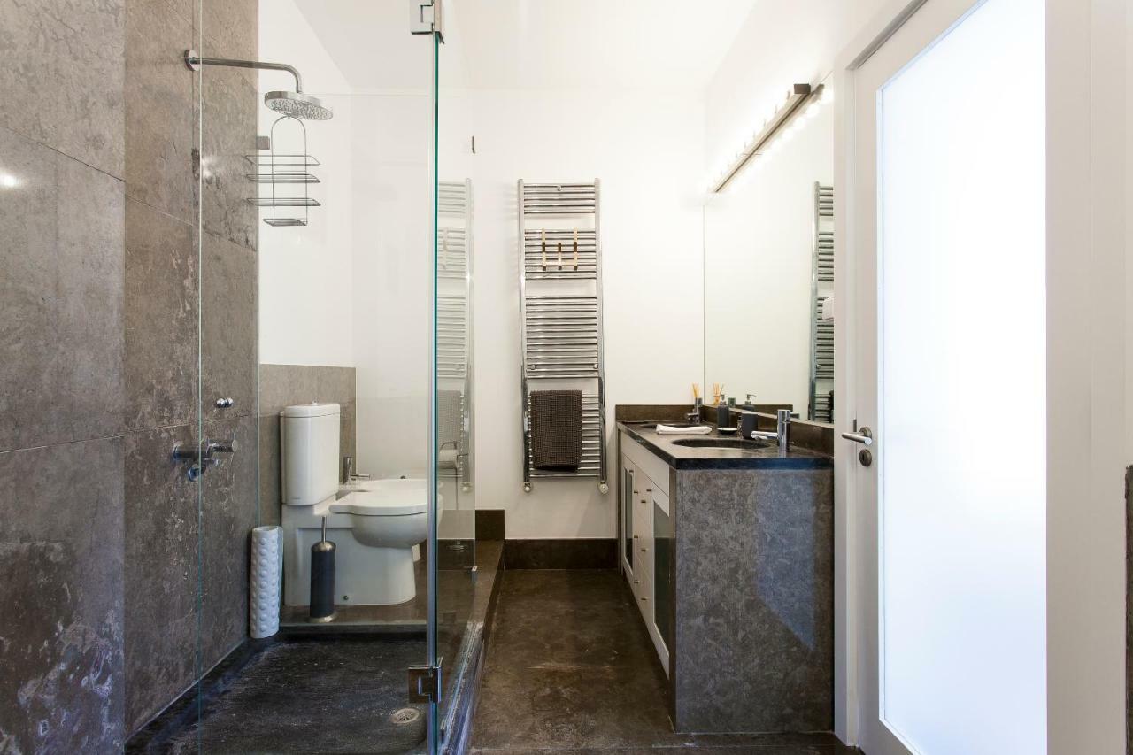 Chiado 4-Bedroom Flat Лиссабон Экстерьер фото
